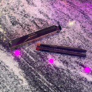 RealHer lip liner duo full size in shades deep red / deep nude BIB!